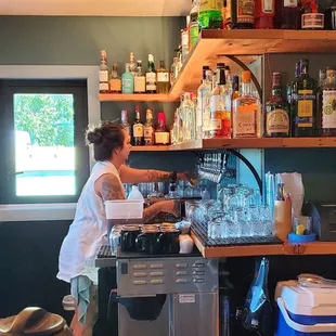 Full liquor bar &amp; taps ;)