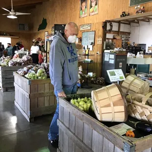 Buying some yellow delicious apples today at Hinton's Orchard and Farm Market.