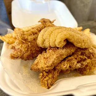 a plate of fried food