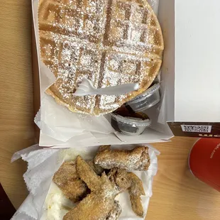 Waffle and chicken wings