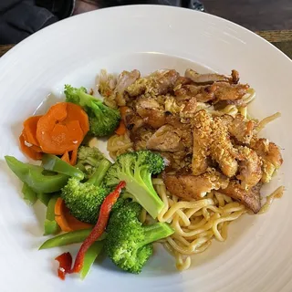 Butter garlic noodles BBQ chicken