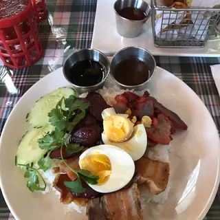 3. Kow Moo Dang and Moo Krob