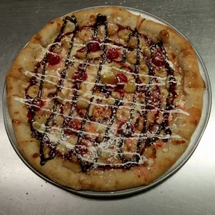King Pizza. A dessert pizza!