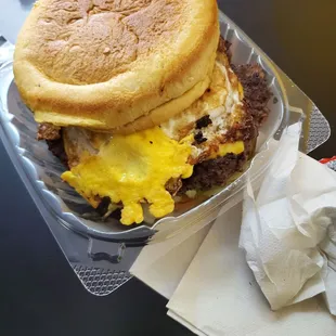 Hippo Cheeseburger with an egg