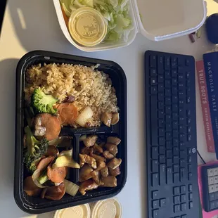 Chicken hibachi lunch