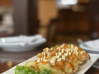 Kobayashi Sushi & Asian Kitchen