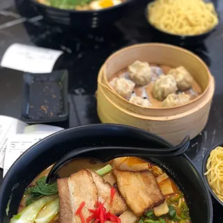 Black Garlic Ramen