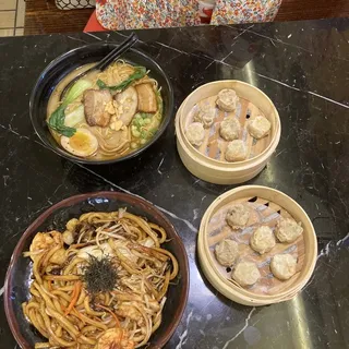 Seafood Udon