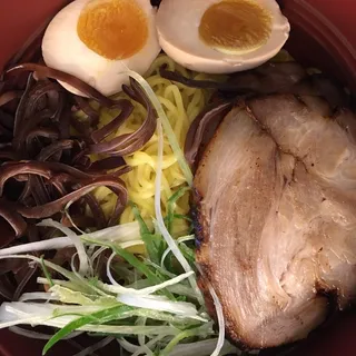 R1. Tonkotsu Ramen
