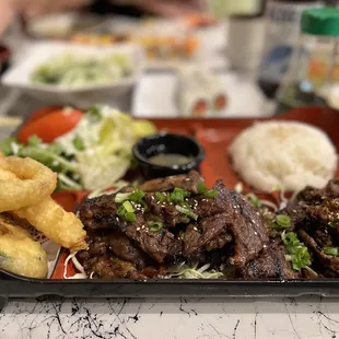 Special box with bulgogi beef and short ribs