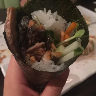 Salmon Skin Hand Roll