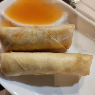 Chicken spring rolls with duck sauce (comes with 4)