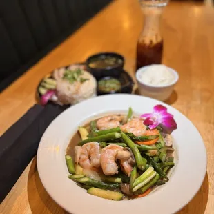 Asparagus shrimp
