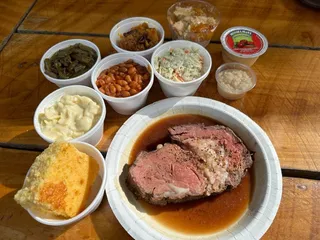 1572 Roadhouse Bar-B-Q