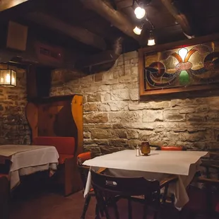 The Tavern at The Buxton Inn