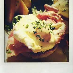 Eggs Benedict