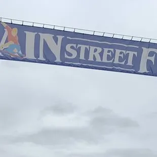 5/22/22: At least it didn't rain. It wasn't humid. No mosquitoes. Yay!