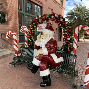 Santa in Grapevine