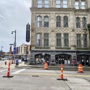 Entrance view from the street