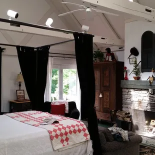 Carriage house guest suite