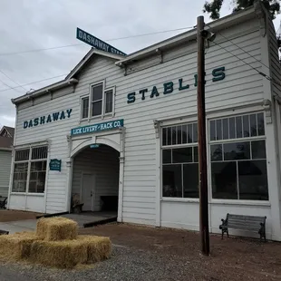 Dashaway Stables