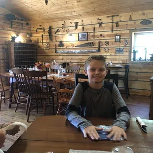 The decor was so cute in this place . They had lots of space. Great for families! Or just a place for a great Home cooked meal !