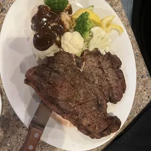 Porterhouse with two sides