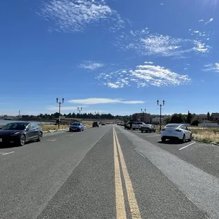 Plenty parking near the ocean bay side that&apos;s a couple of minutes of walk from the cafe.