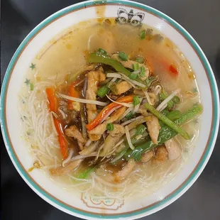 Szechuan Style Pickle with Sliced Pork Noodle Soup