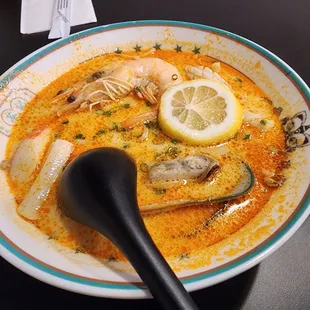 Seafood Laksa