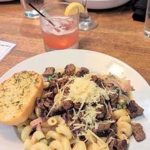 Smoked Gouda Beef Pasta