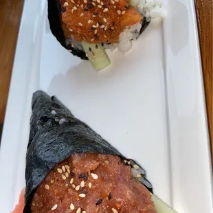 Spicy salmon and spicy tuna hand roll