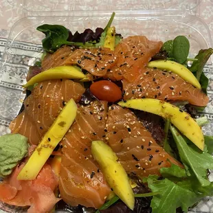 Salmon &amp; Mango Salad *the bomb diggity