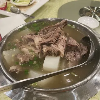 Beef Brisket w/Turnip in Bouillon