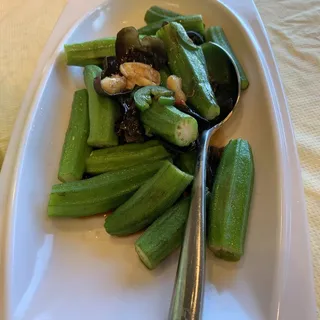 Garlic Okra