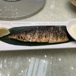 Pan-Seared Mackerel Fish