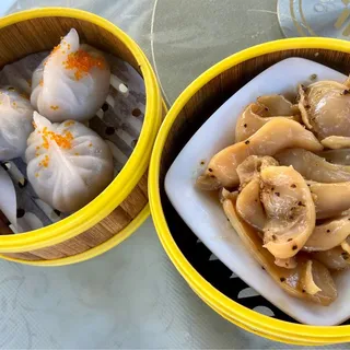 Steamed Cuttlefish in Black Pepper Sauce