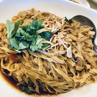 Shallot & Green Onion Tossed Noodle