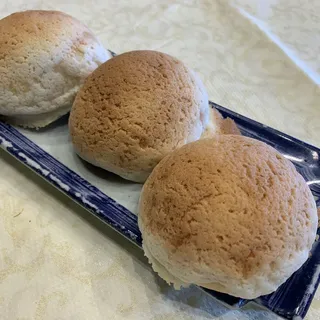 Baked Barbecue Pork Bun
