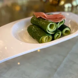 Cucumber Salad Roll