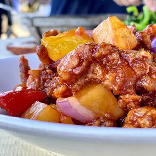 Sweet & Sour Spare Ribs w/Fresh Pineapples