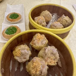 Pork & Crab Roe Siu Mai