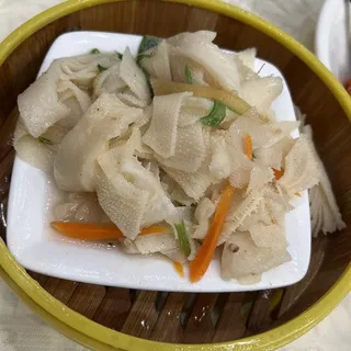 Steamed Beef Tripes w/Ginger & Scallion