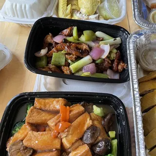 Sauteed Pork Intestine w/Scallion