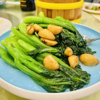 Chinese Tender Green w/Garlic