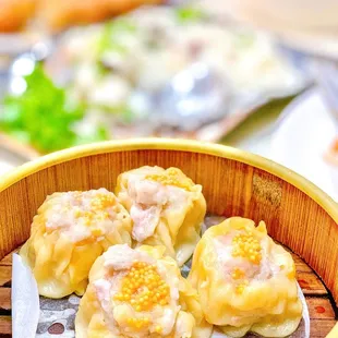 Pork &amp; Crab Roe Siu Mai