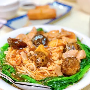 Abalone w/E-Fu Noodle