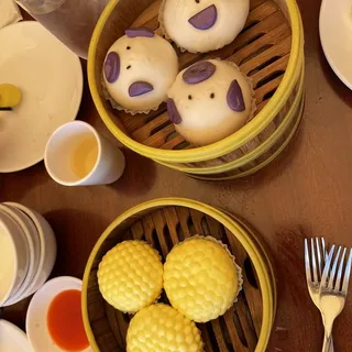 Piggy Creamy Custard Bao
