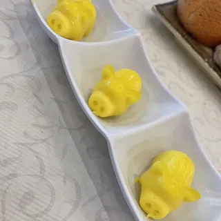 Mango Piggy/ Ribbit Pudding