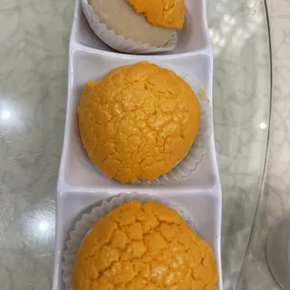 Baked Egg Yolk Lava Bao